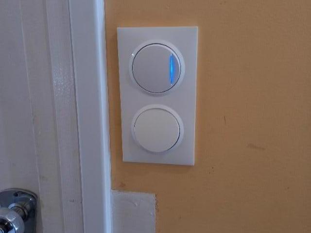 Modernisez votre espace avec de nouvelles prises et interrupteurs via Terrien electricité sur Maromme