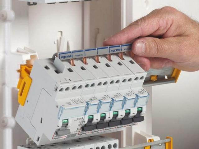 Rénovation électrique : mettre aux normes votre installation électrique avec Terrien electricité à Rouen et ses alentours